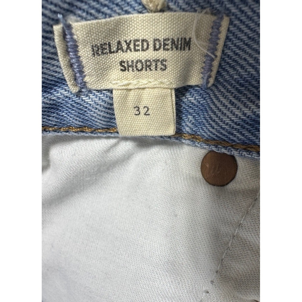 Madewell Relaxed Denim Shorts Cut Offs 100% Cotton Light Wash Button Front Sz 32 - Picture 4 of 9